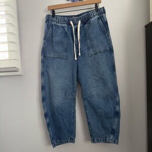 Gap Medium Short Pull On Barrel Jeans Drawstring Lounge Comfy